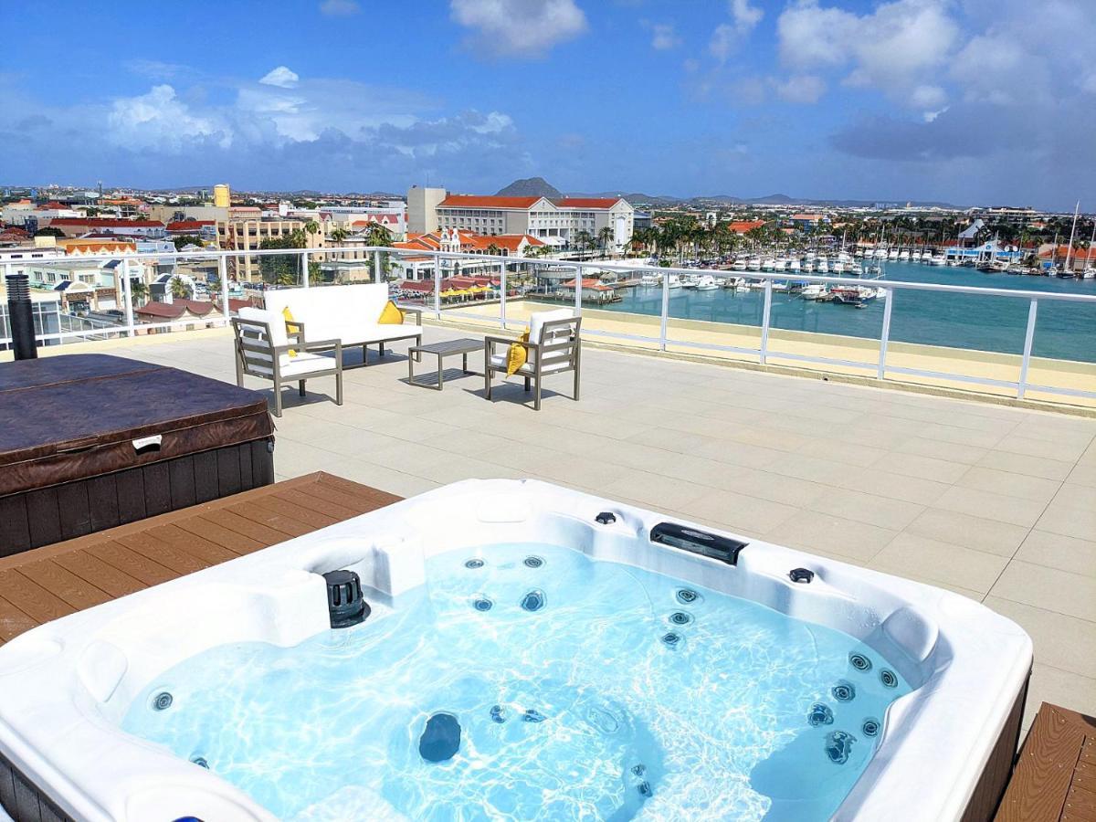 Luxury Condo With Infinity Pool & Ocean View Oranjestad Bagian luar foto